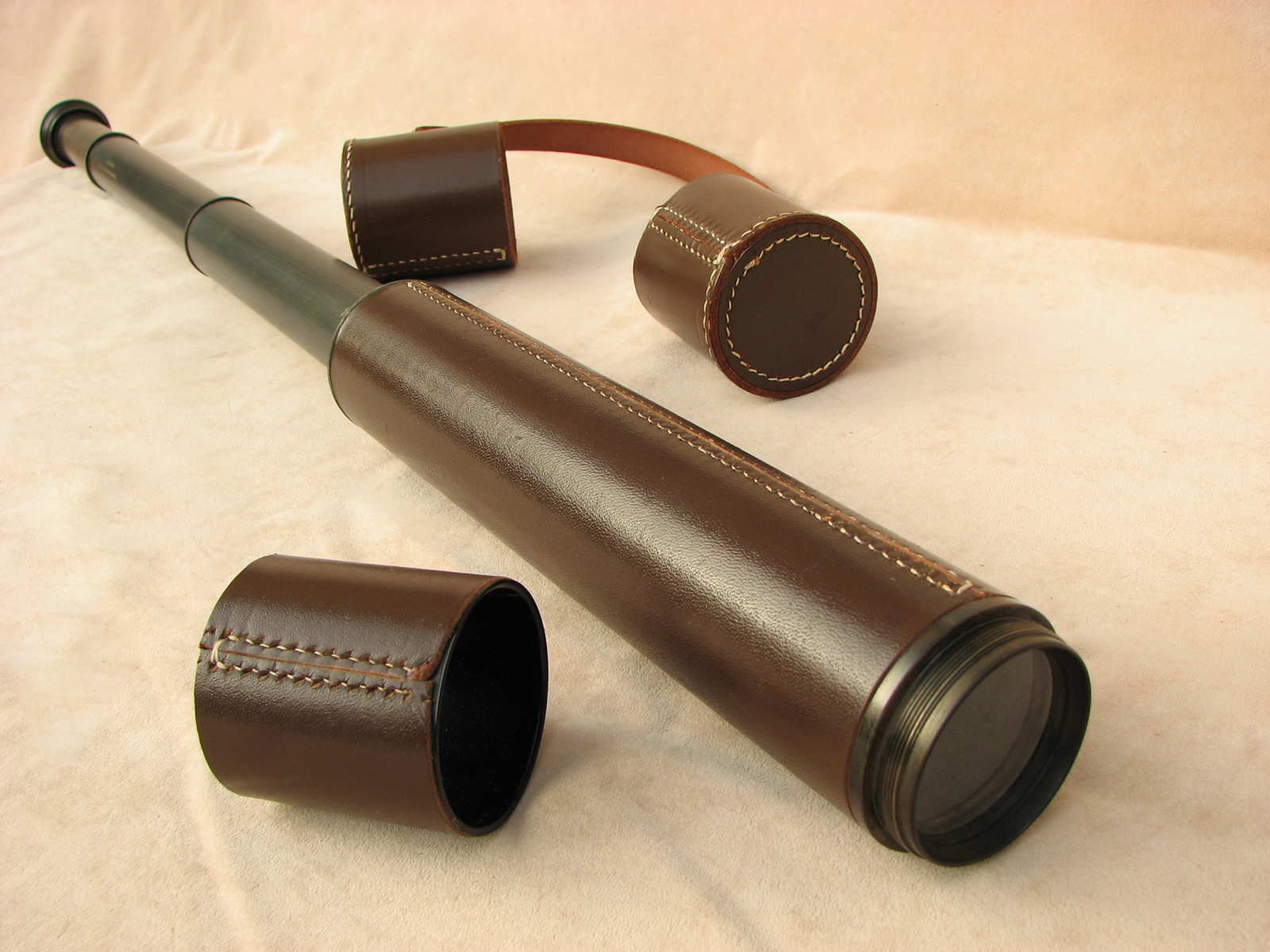 Powerful 55x magnification field telescope by Charles Frank, Glasgow.